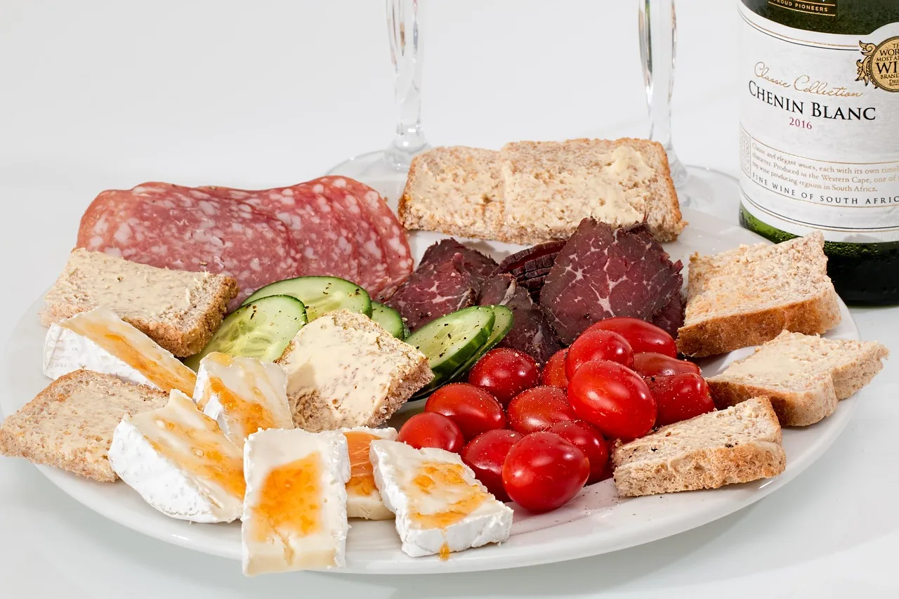 Intermittent Fasting or Regular Meals: Benefits, Alternatives, Lifestyle Shifts